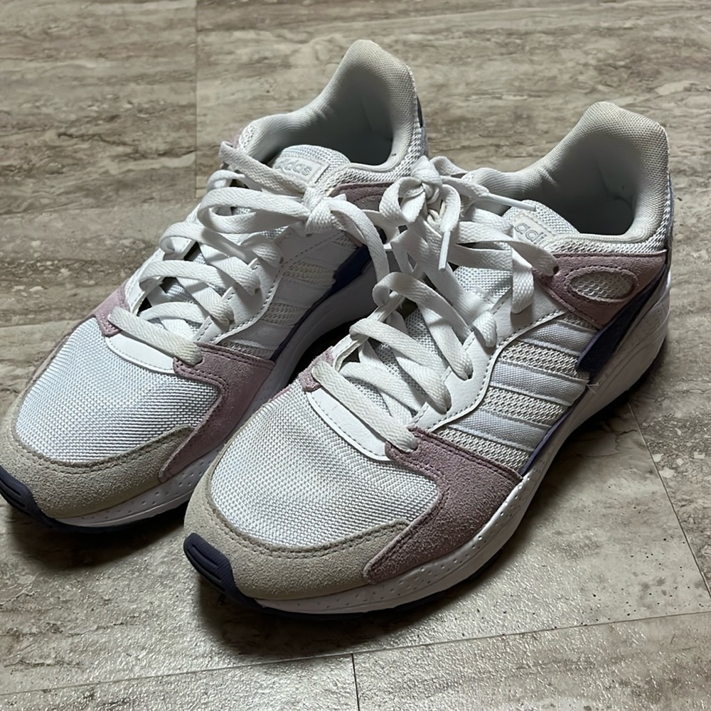Adidas shoes cloud foam size 9